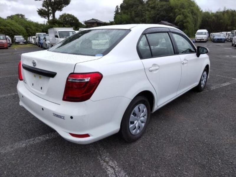 COROLLA AXIO