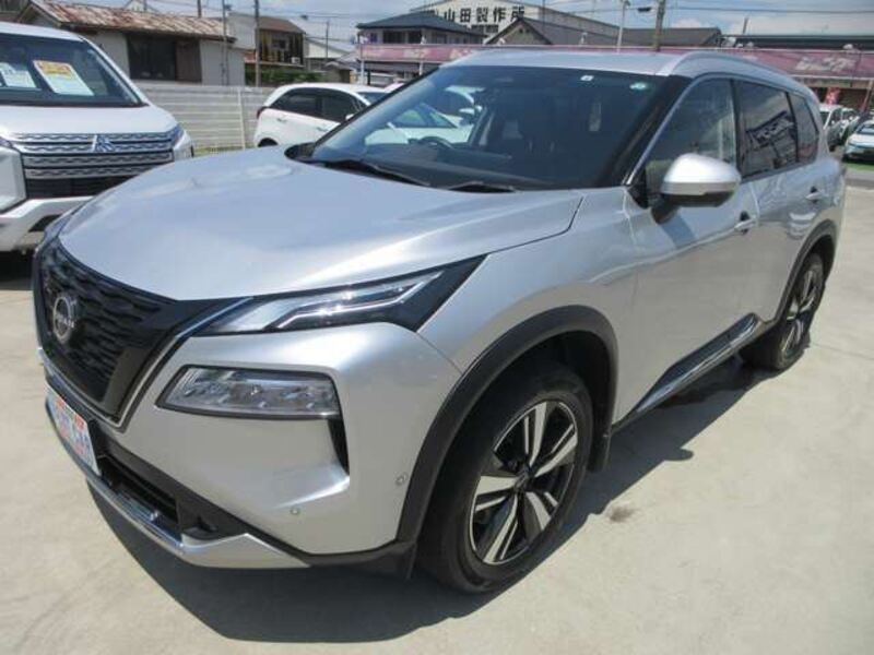 X-TRAIL