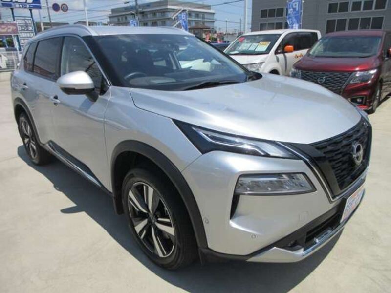 X-TRAIL