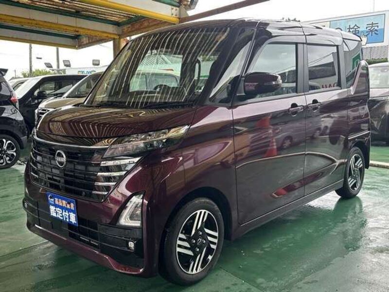 NISSAN ROOX