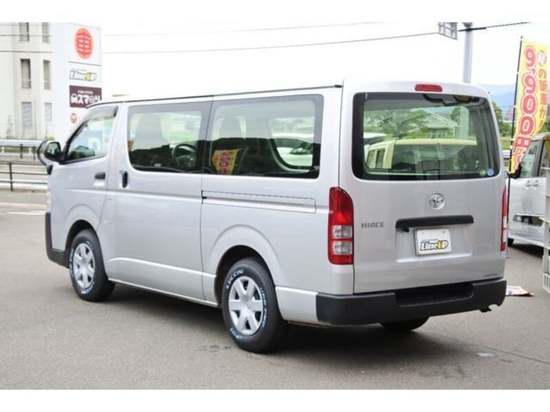 HIACE VAN