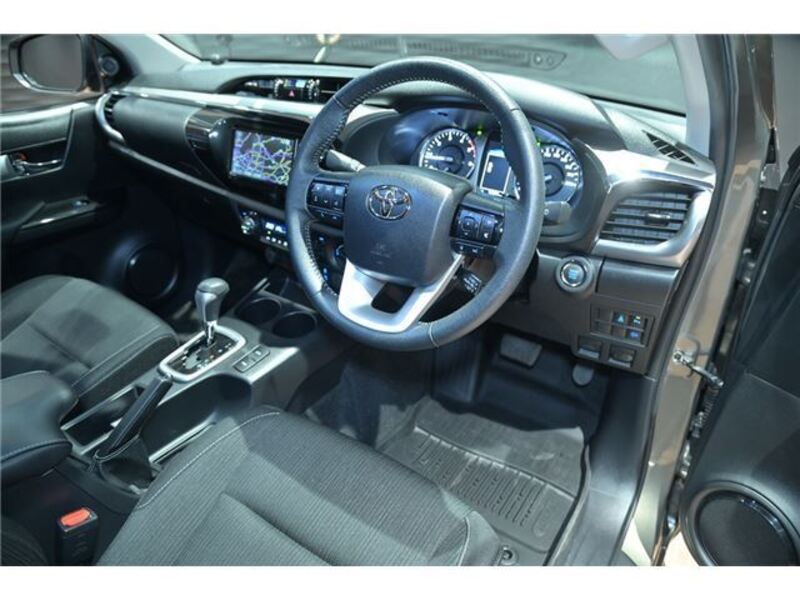 HILUX