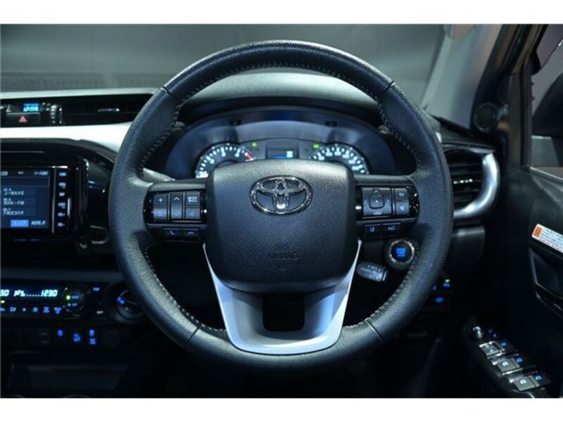 HILUX