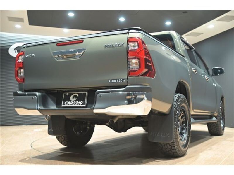 HILUX