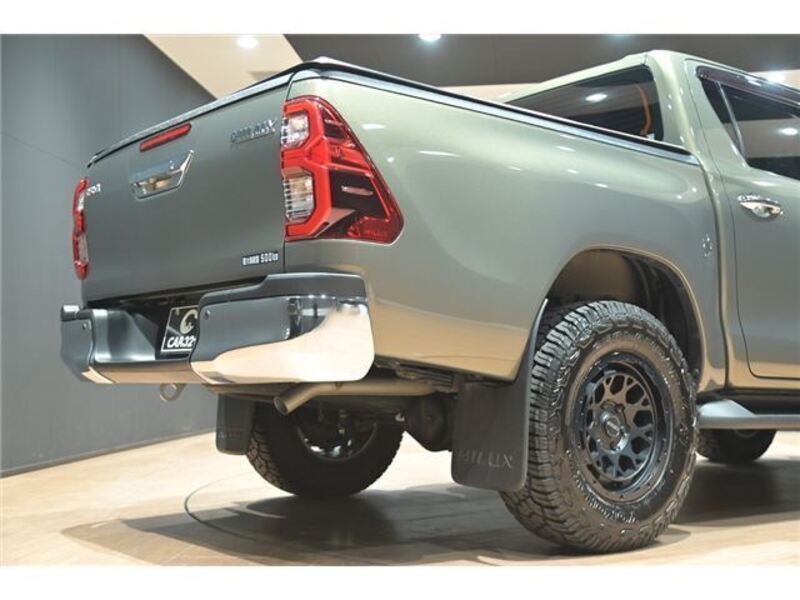 HILUX