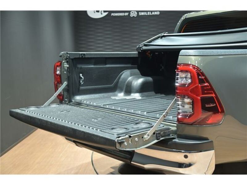 HILUX