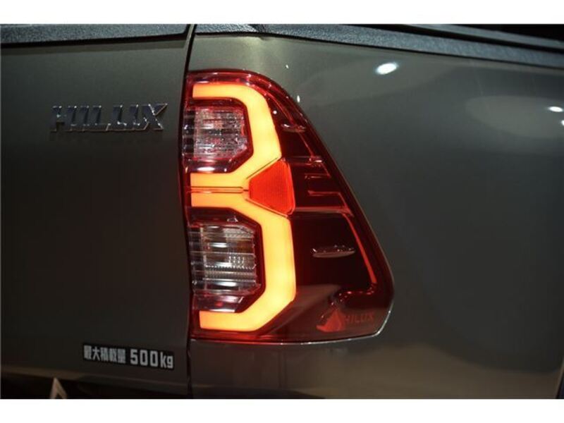 HILUX