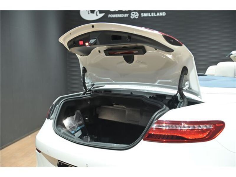 E-CLASS