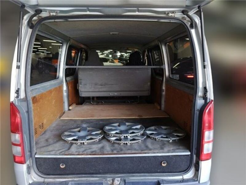 HIACE VAN