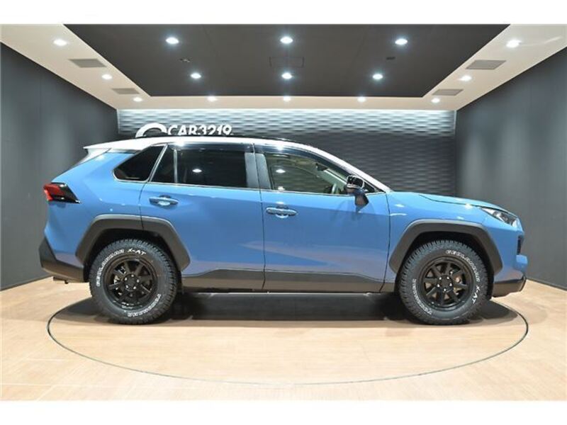 RAV4
