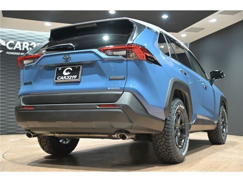 RAV4