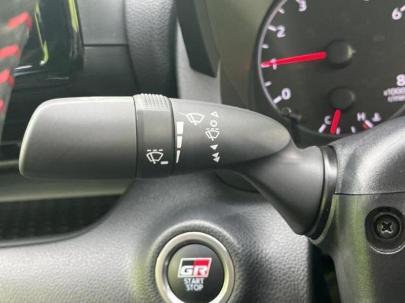 GR YARIS
