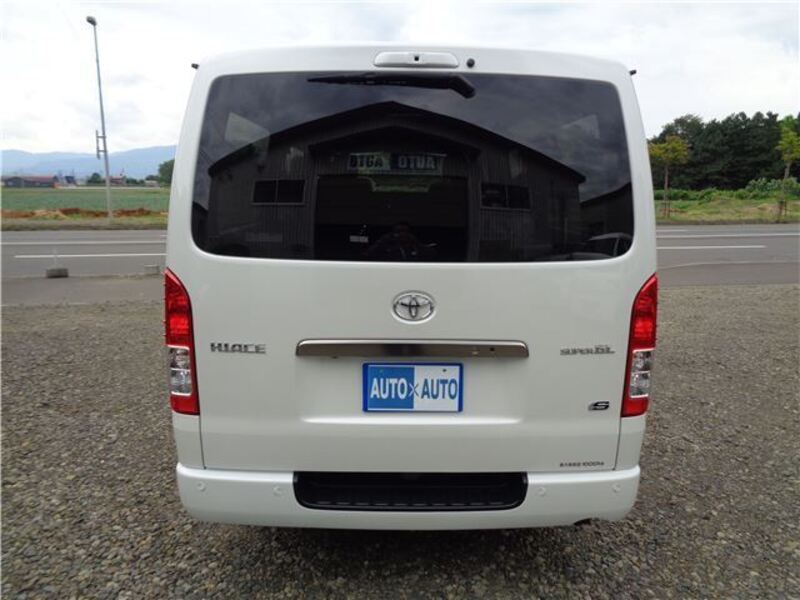HIACE