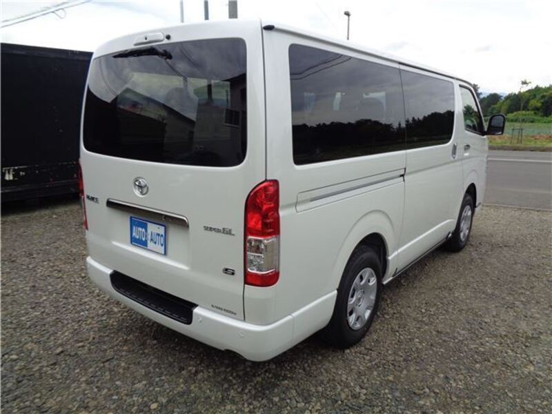 HIACE