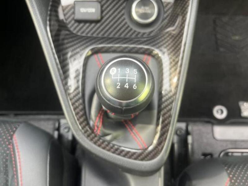 GR YARIS