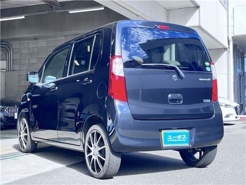 WAGON R