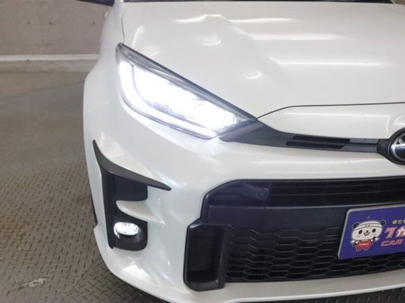 GR YARIS