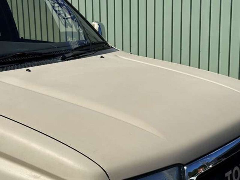 HILUX SURF