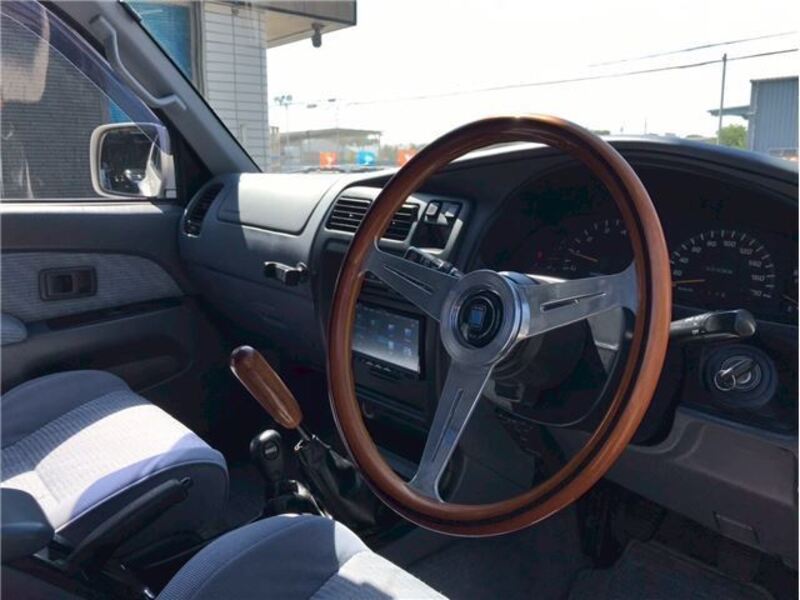 HILUX SURF