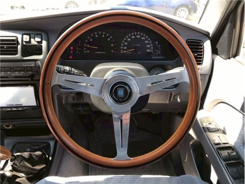 HILUX SURF