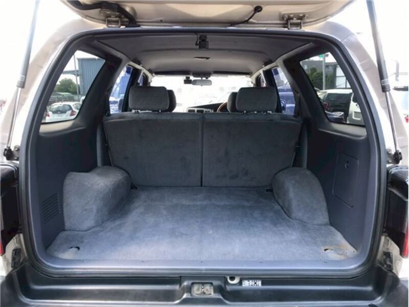HILUX SURF