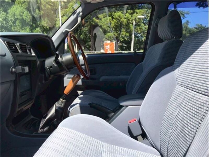HILUX SURF