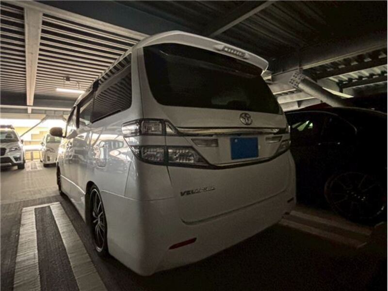 VELLFIRE