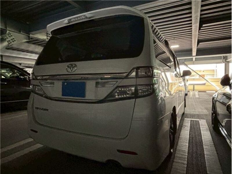VELLFIRE