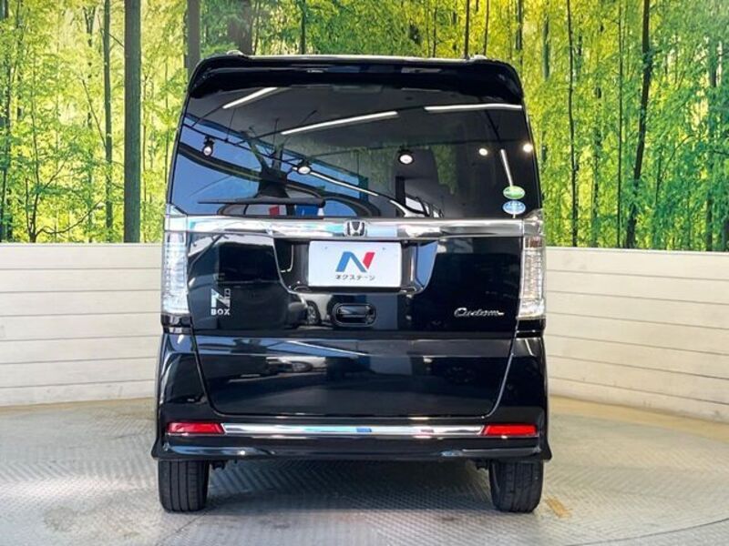N BOX CUSTOM