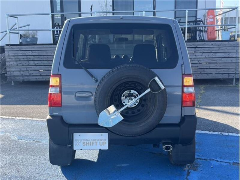 PAJERO MINI