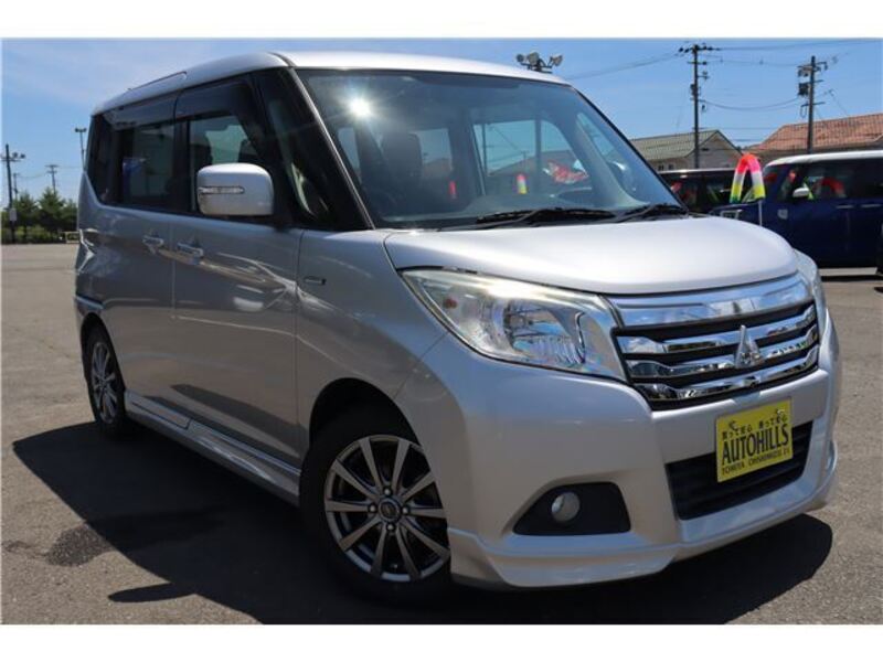 MITSUBISHI DELICA D2