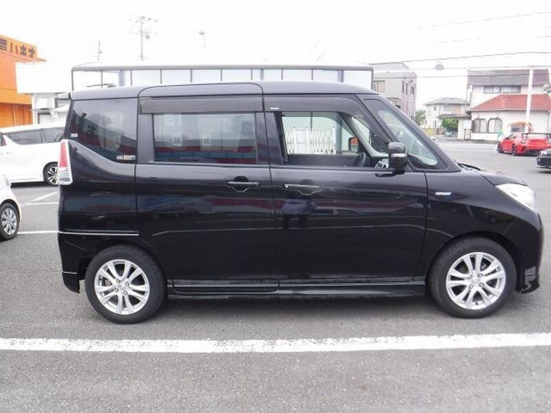 DELICA D2