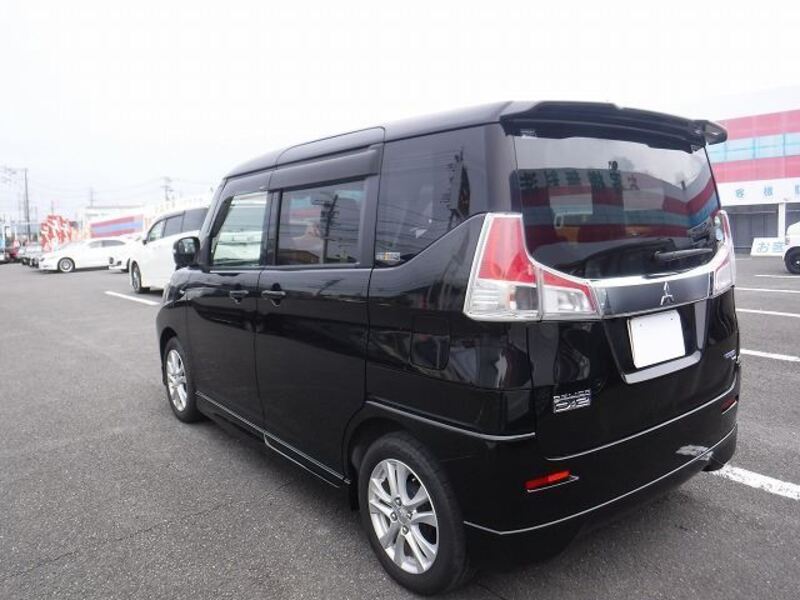 DELICA D2