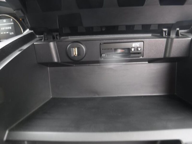 DELICA D2