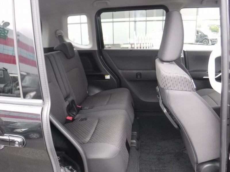 DELICA D2