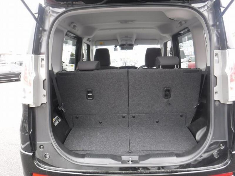 DELICA D2
