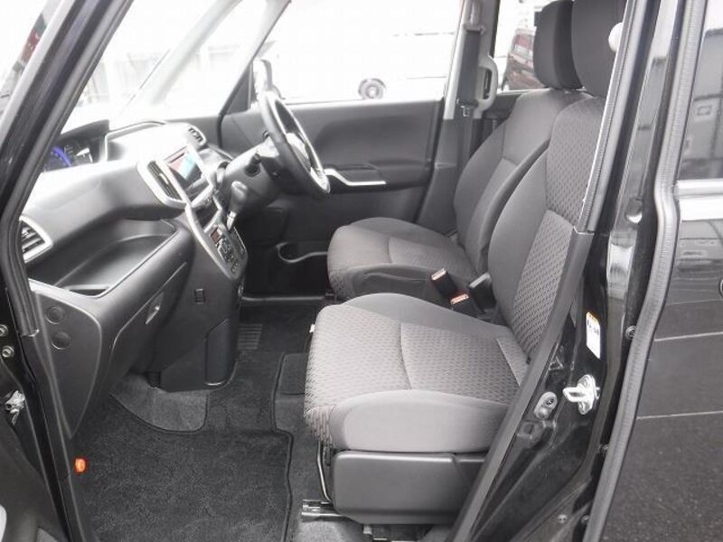 DELICA D2