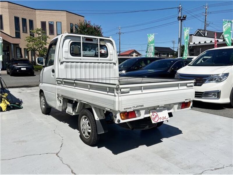 CLIPPER TRUCK