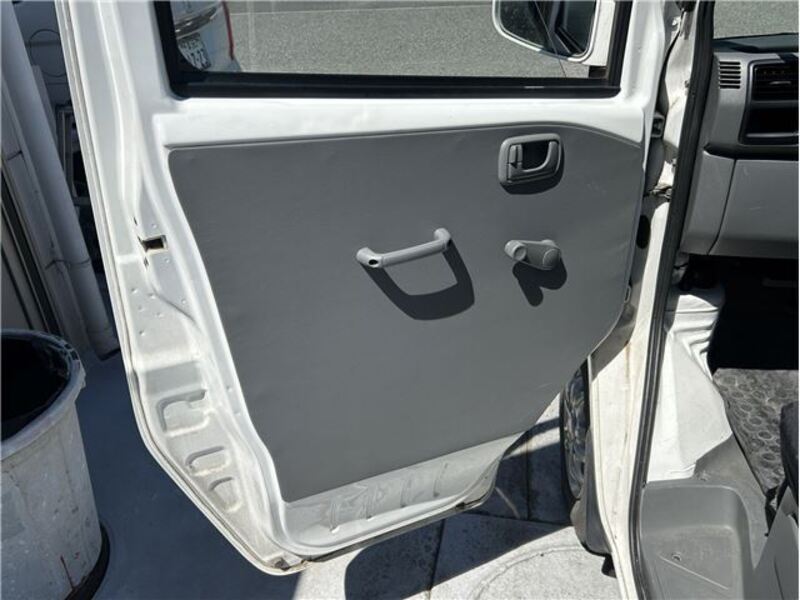 CLIPPER TRUCK
