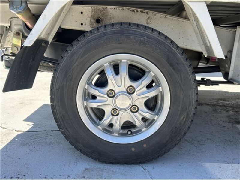 CLIPPER TRUCK