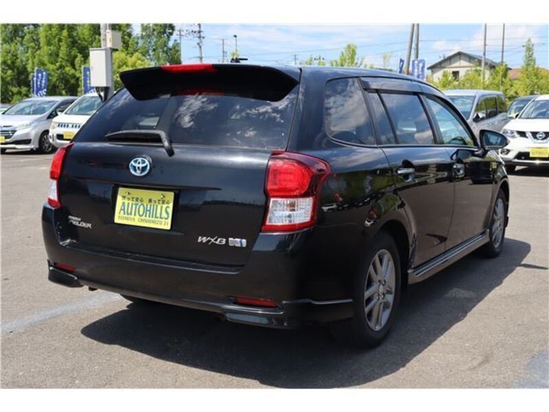 COROLLA FIELDER