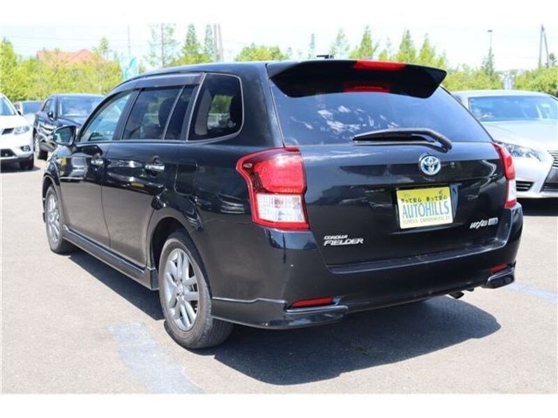 COROLLA FIELDER