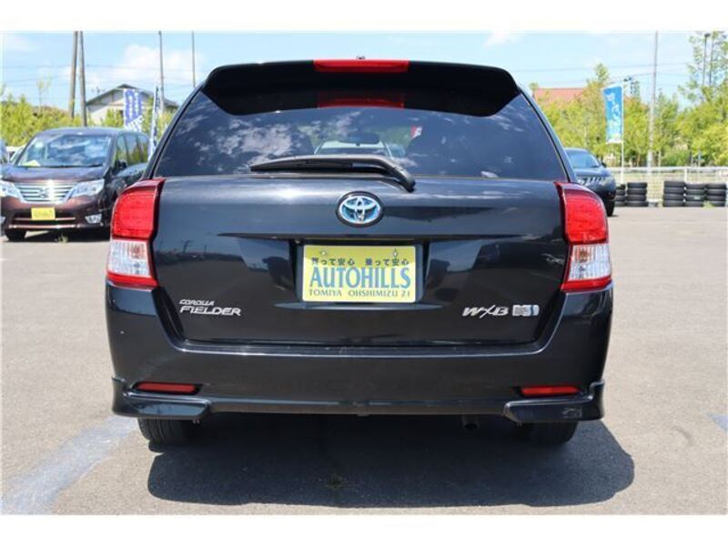 COROLLA FIELDER