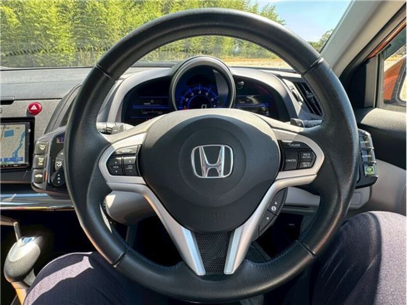 CR-Z