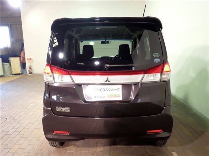 DELICA D2
