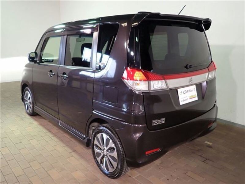 DELICA D2
