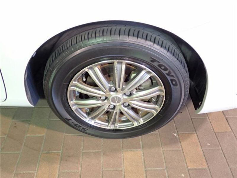 AURIS