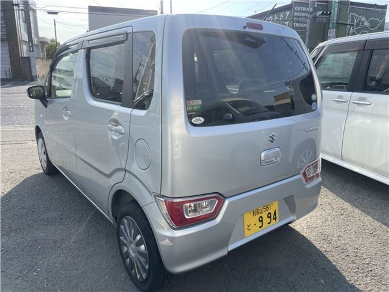 WAGON R