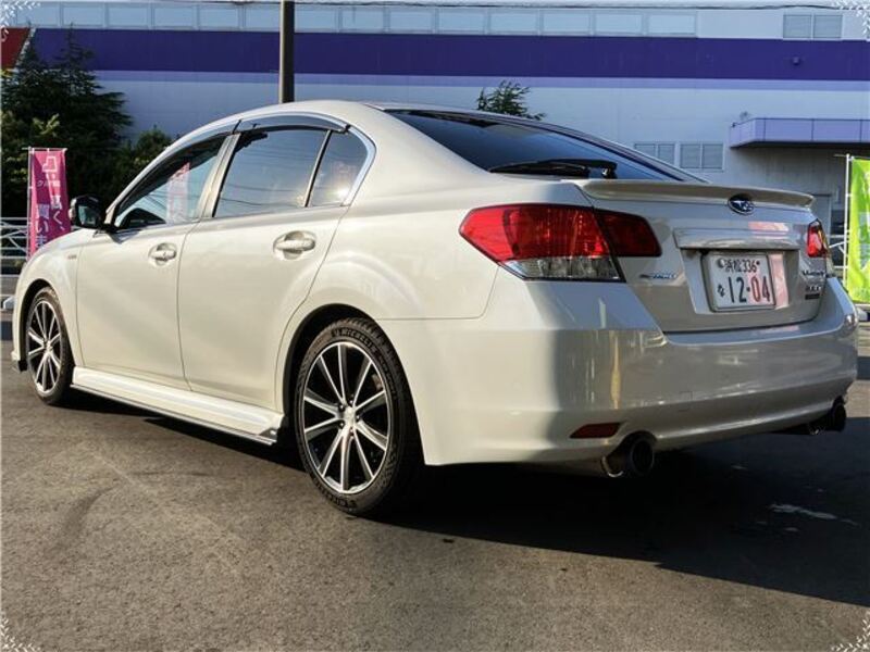 LEGACY B4