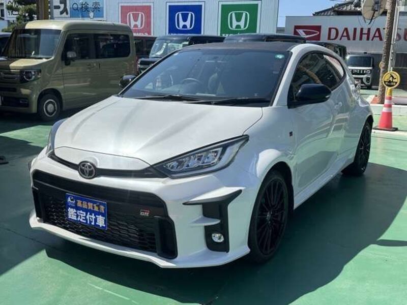 GR YARIS